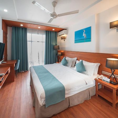 Araamu Holidays&Spa Dhiffushi Buitenkant foto