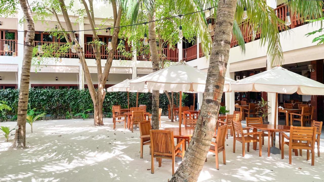 Araamu Holidays&Spa Dhiffushi Buitenkant foto