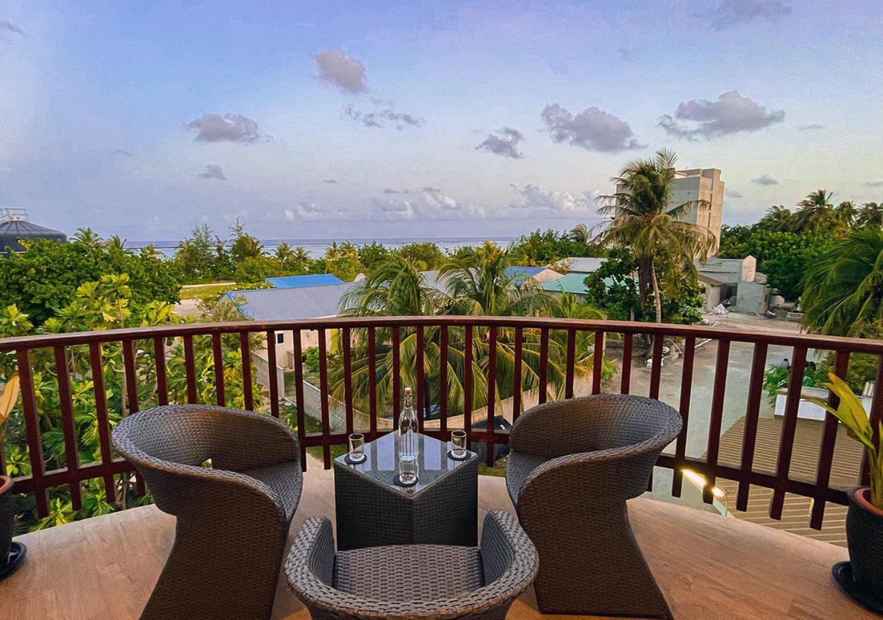 Araamu Holidays&Spa Dhiffushi Buitenkant foto