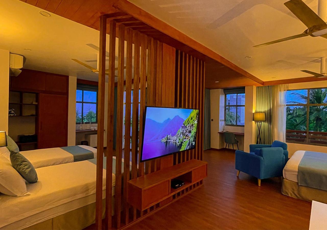 Araamu Holidays&Spa Dhiffushi Buitenkant foto