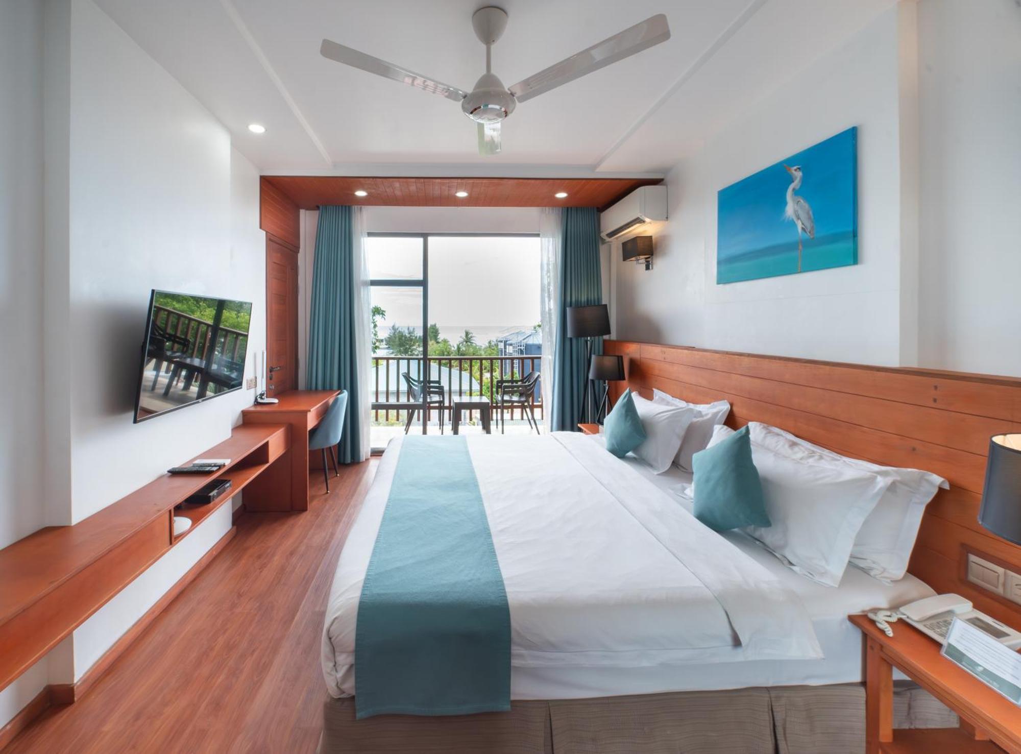 Araamu Holidays&Spa Dhiffushi Buitenkant foto