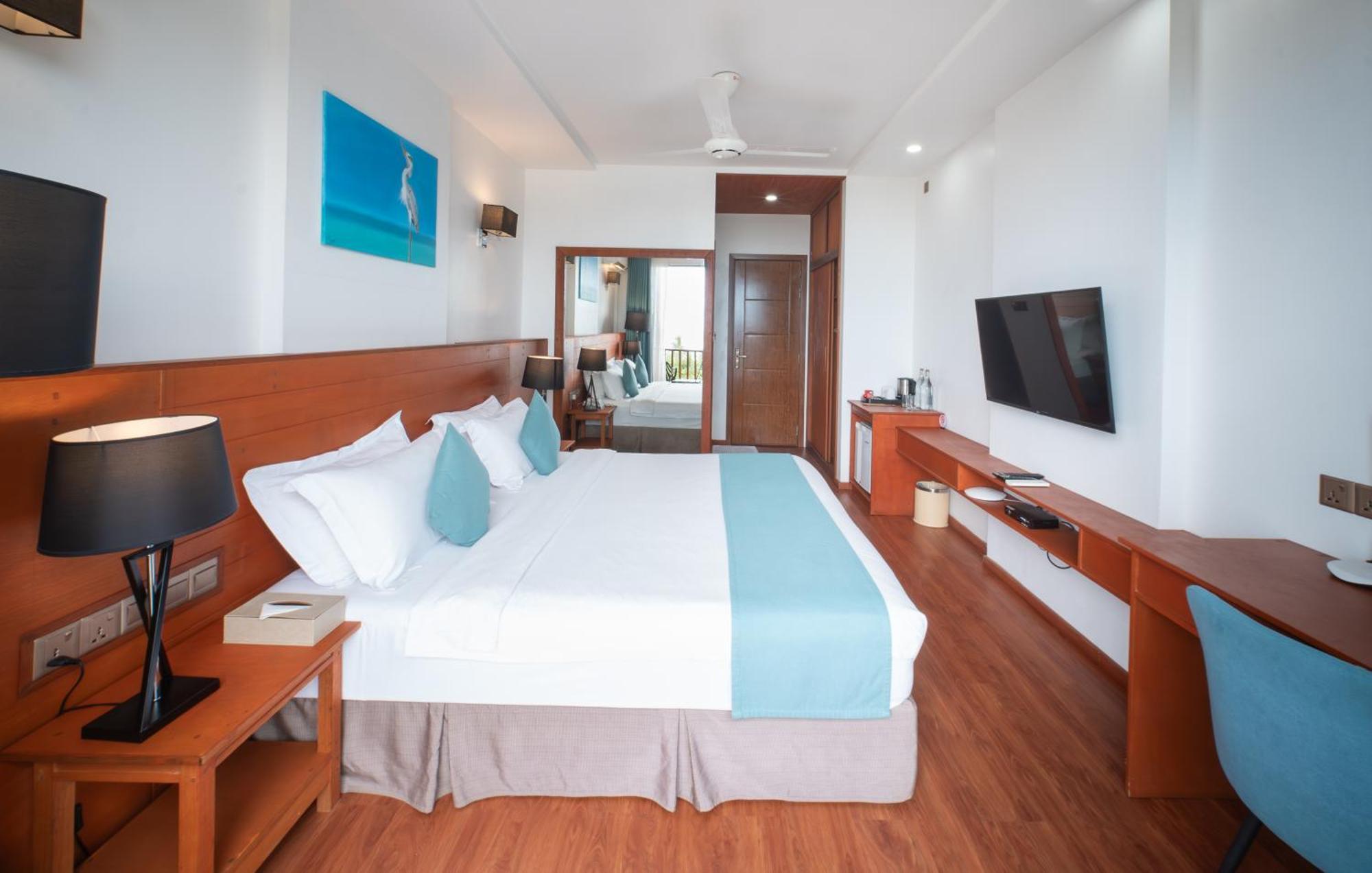 Araamu Holidays&Spa Dhiffushi Buitenkant foto